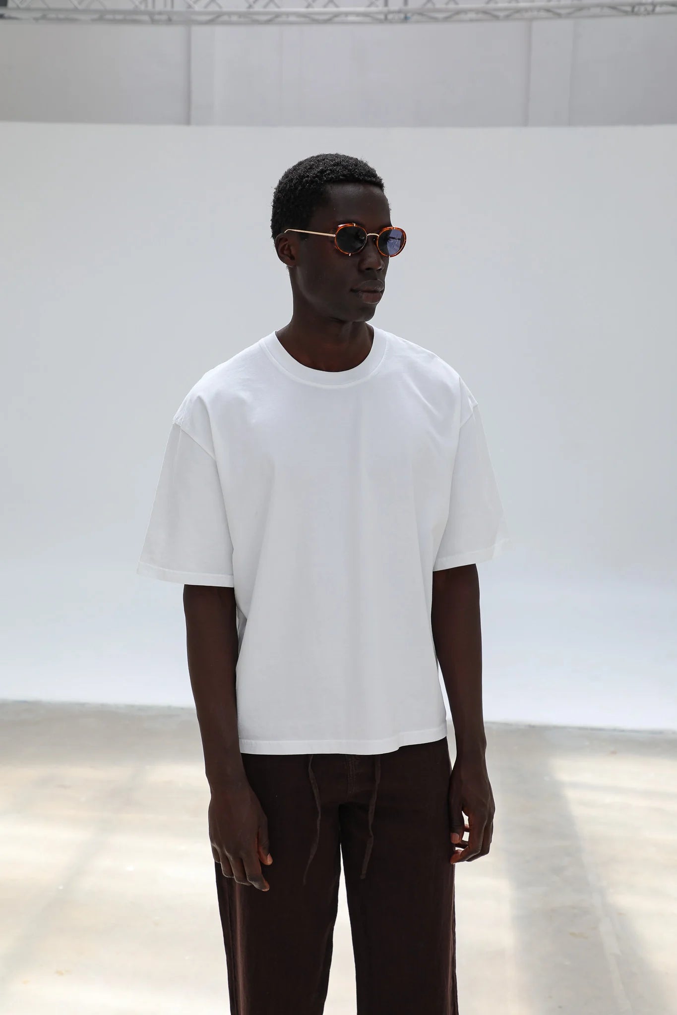 CAMISETA OVERSIZE BLANCA-5